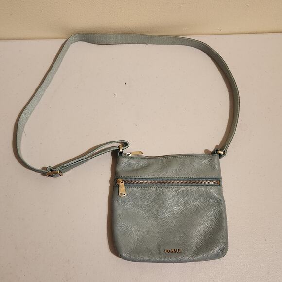 Fossil Mint Green Genuine Leather Small Crossbody Purse Shoulder Bag Feminine - Picture 1 of 11